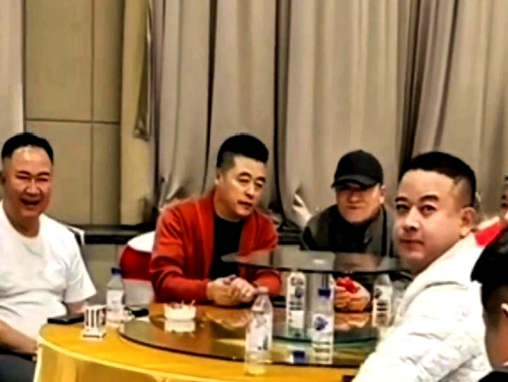 魏三和娇娇到底谁欠谁一句道歉？

魏三退网一年多，突然露面，脸色红润，一句没提徒