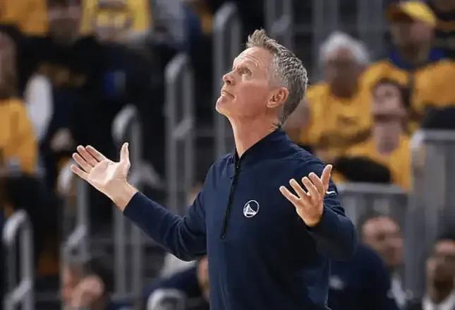 科尔：我们觉得球队有很大机会在客场赢下抢七大战
5月3日消息，NBA季后赛勇士主