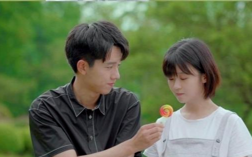 户口本多出个老公，我注销户籍后他疯了