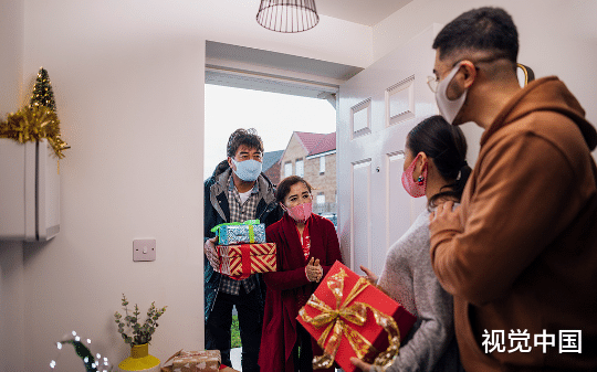 见男友妈妈被羞辱，送的八千面霜竟被嫌上不了台面