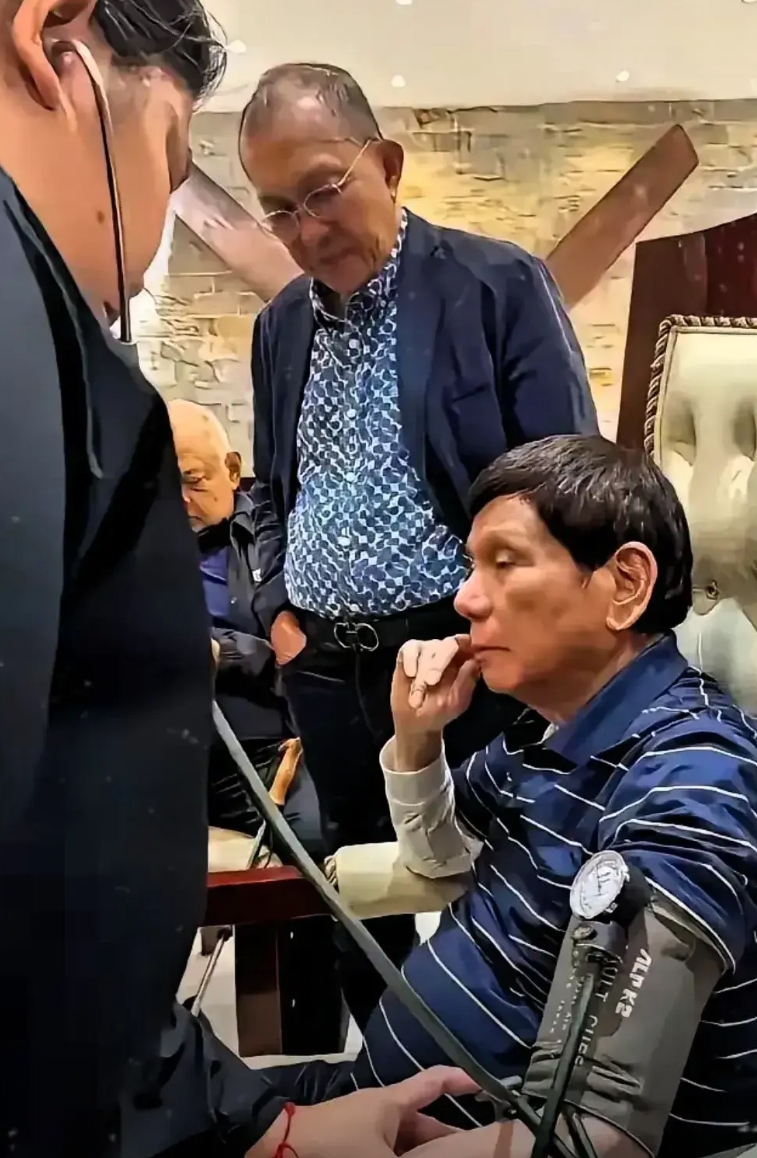 任何国际组织，如果没有联合国上三常的参与，都是小孩子玩过家家。
菲律宾前总统杜特