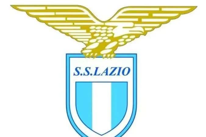 还记得那一年的6：3吗？
2001年，拉齐奥的百年庆典，邀请国足出战，双方大打攻