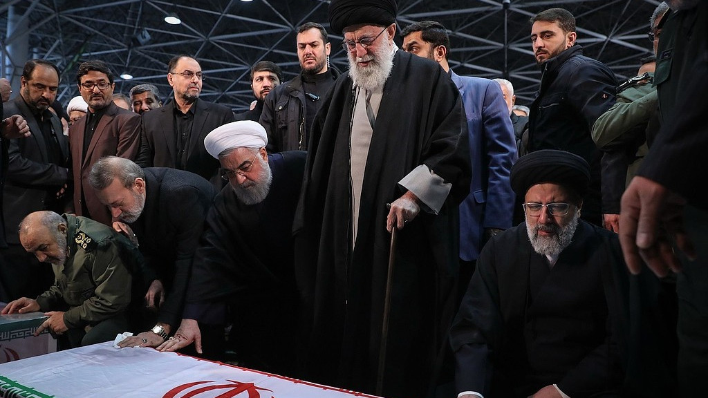 他亲手选的接班人，竟不是儿子？哈梅内伊之死藏着的最大反转！