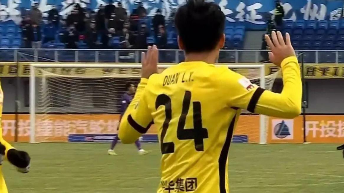0-2！中超前冠军倒下，西海岸收获首胜！