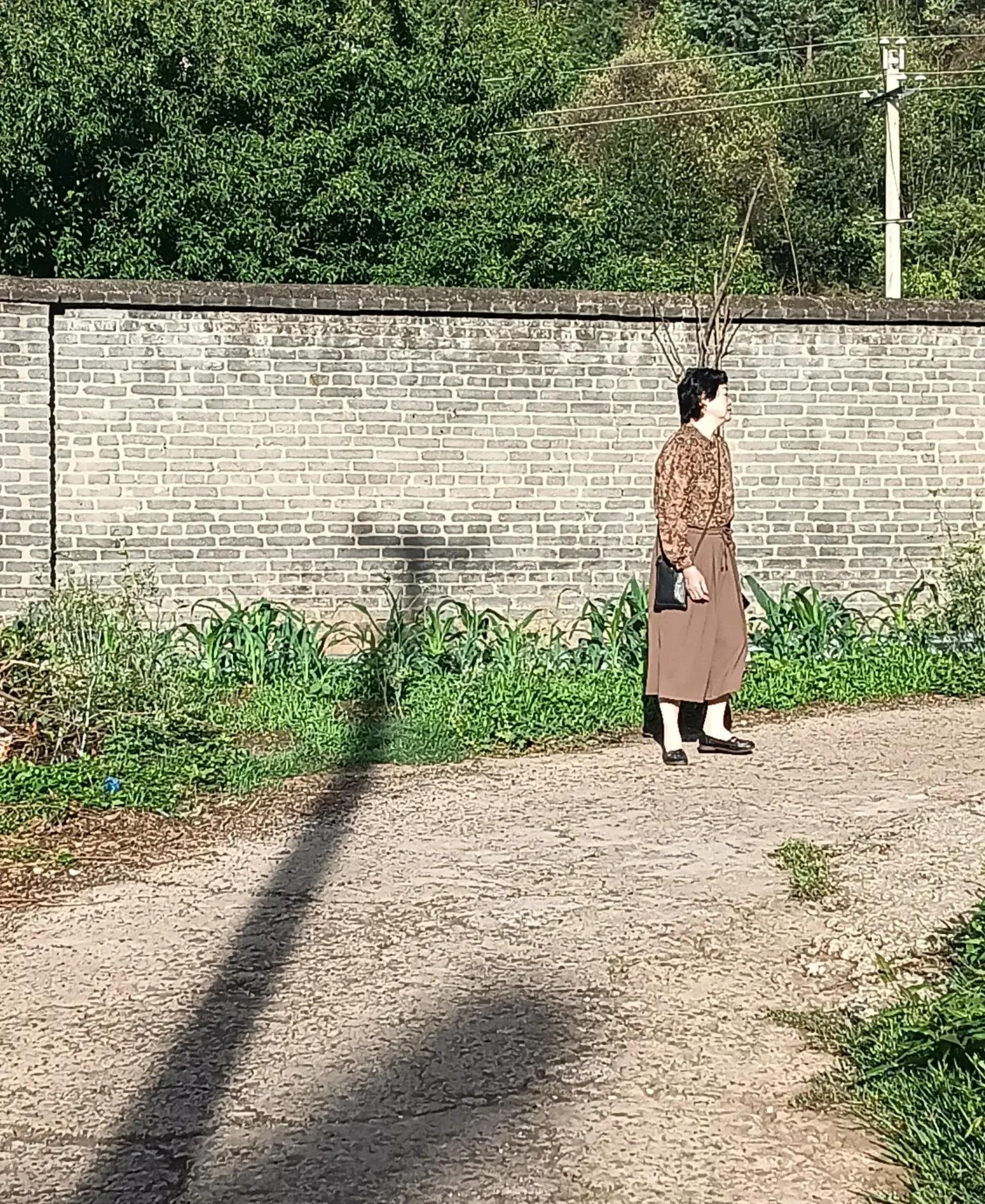 以贷养贷要不得，我朋友儿子半年借款20万，一年后成失信人员。



这个教训，源