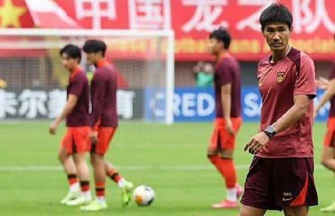 九成外教陪跑，本土教练全票翻盘！

U14、U15主帅选拔，60人里55个洋