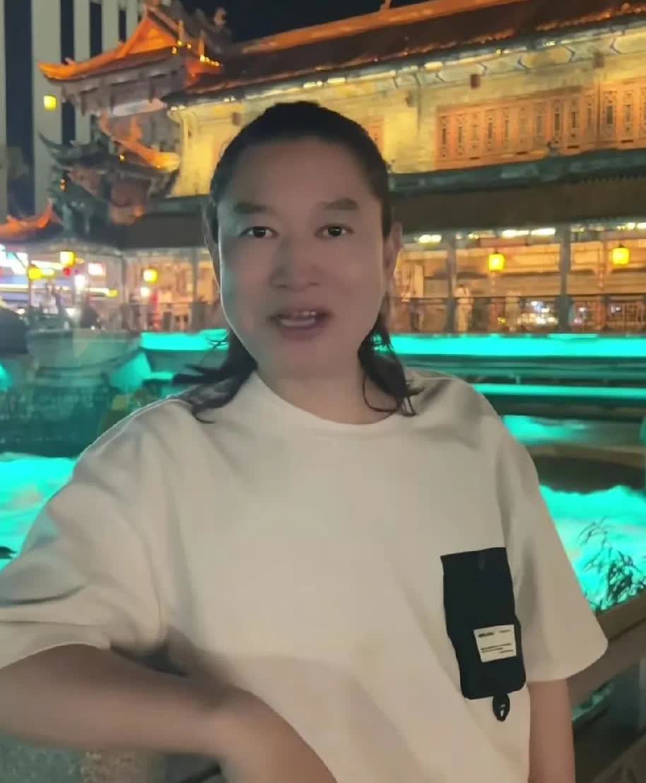 尽管全网都在讨伐谢拉姆，曾经熟悉事情的王师兄却闪烁其词，是不帮帮师妹洗白？盘子收