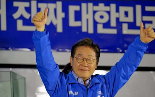 李在明发表获胜感言
今天凌晨，刚刚当选韩国总统的李在明发表了获胜感言，李在明表示