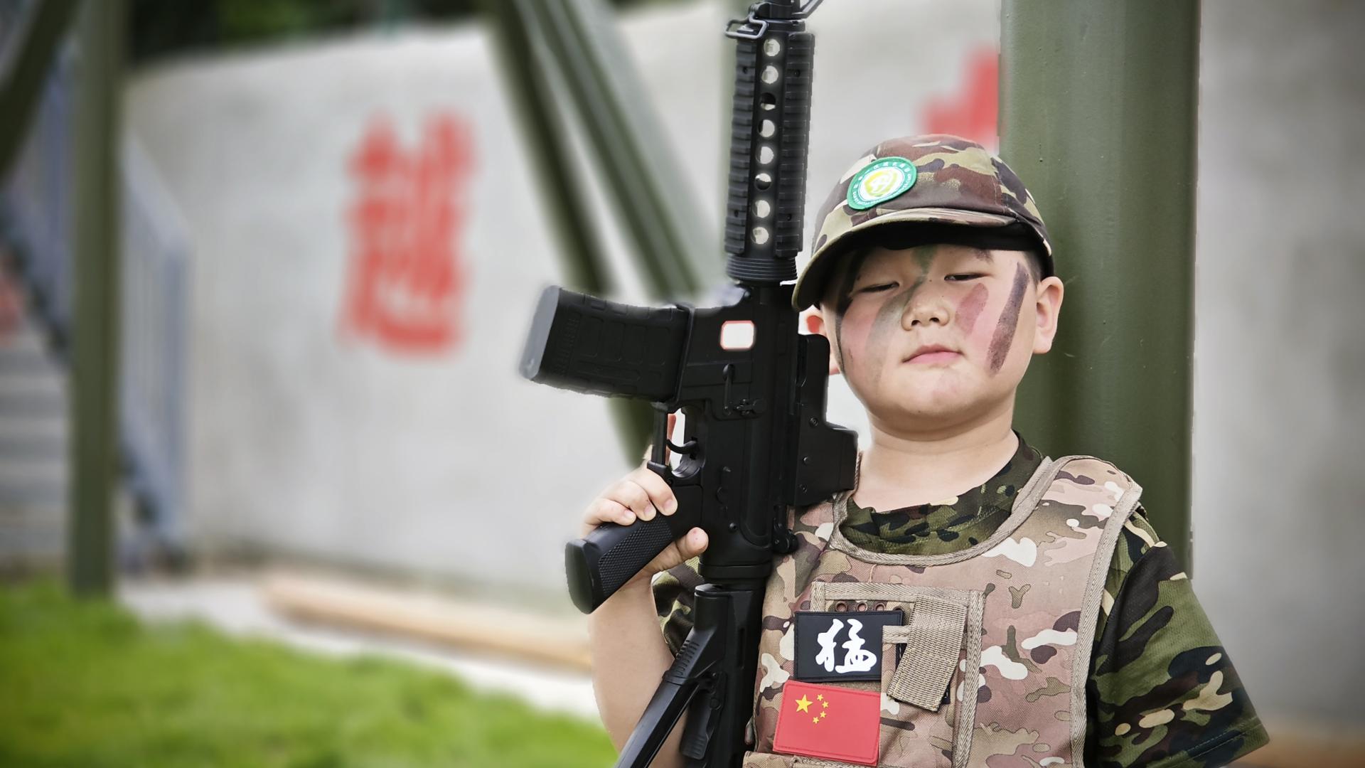 家长亲测：荣耀特训营的改变，不止黑了一个度