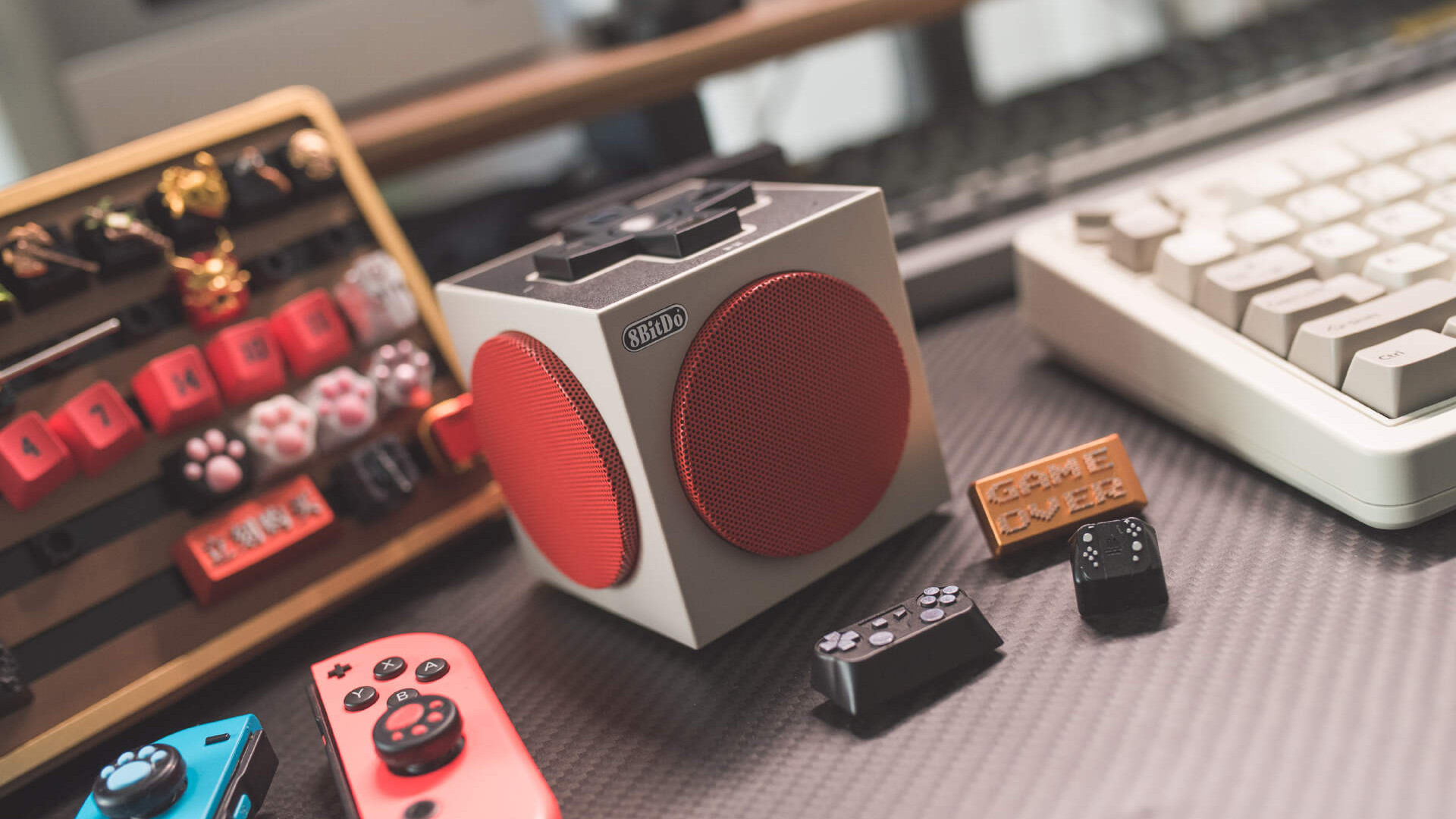 复古游戏情怀也能“声”动起来，桌搭好物八位堂 Cube 2