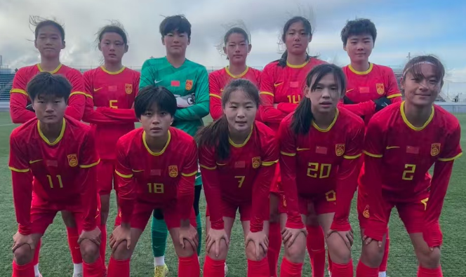 北京时间10月18日-19日，U17女足世界杯小组赛第一轮赛程如下：
18日21