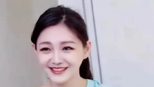 1.7亿贷款阴影下：大S女儿的人间小甜心如何变成了校园边缘人？