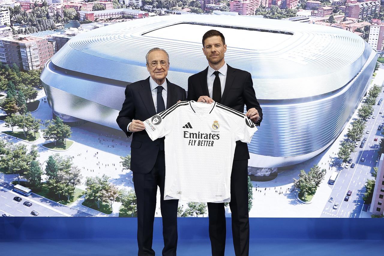 生死战、下课边缘
本轮欧冠联赛即将迎来一场焦点对决，积分榜第四的皇家马德里坐镇伯