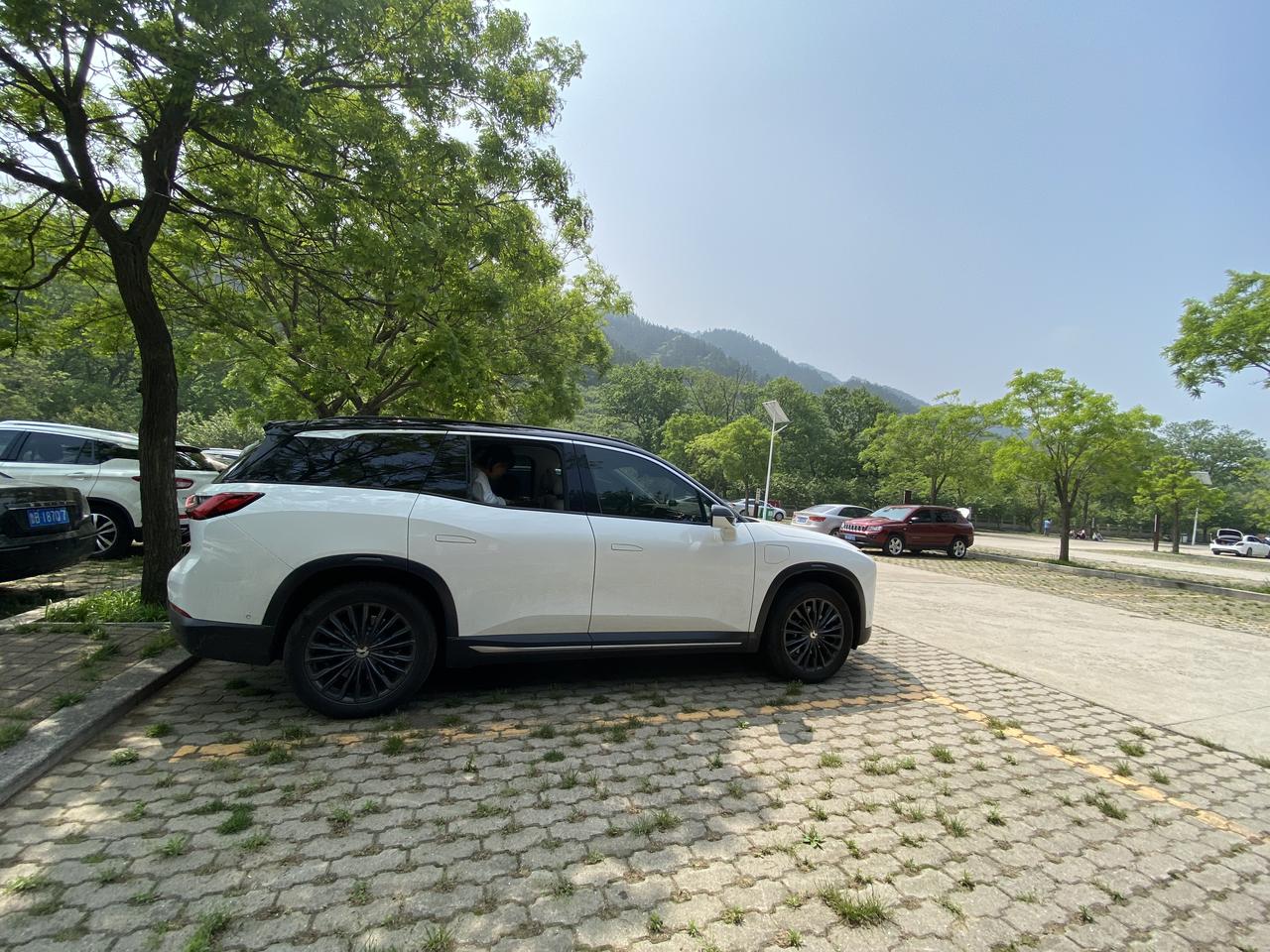 蔚来ES8 2018款 购车11个月 口碑评价:

其实一个车子的成本应该包括购