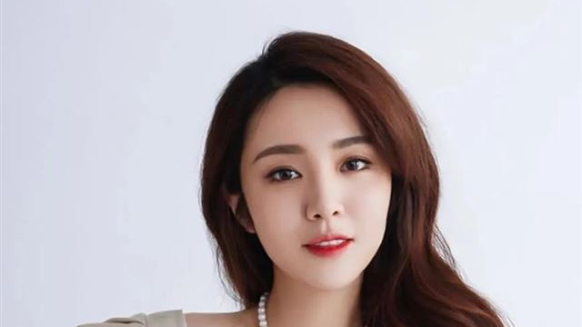 王晓晨的身材这么傲人，原来也是美艳御姐呀！