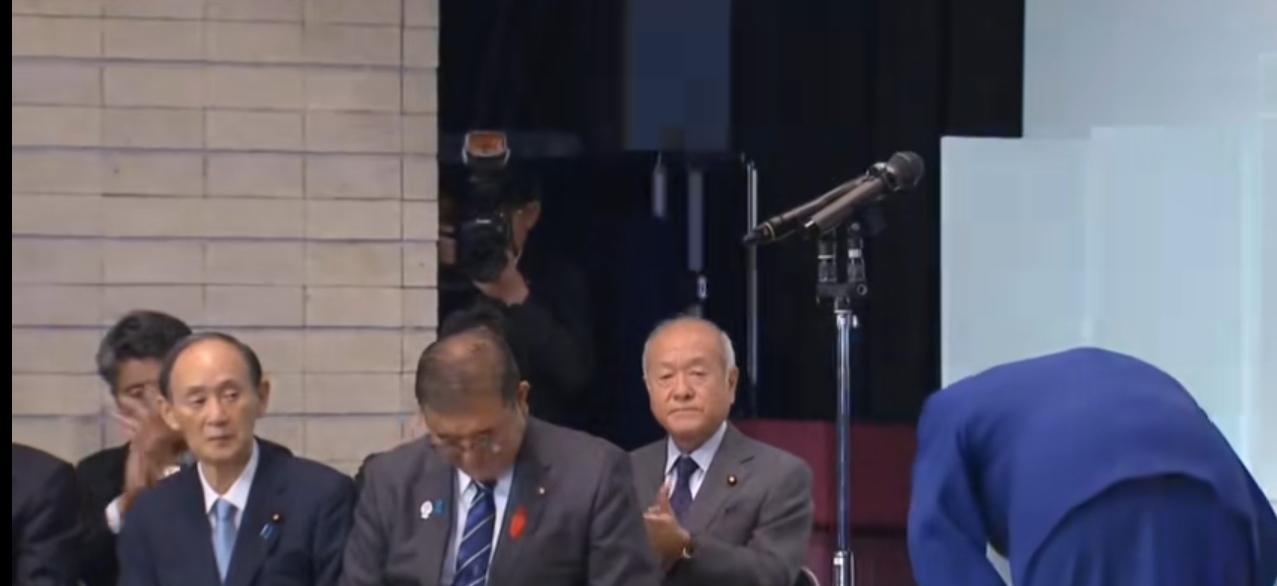 真是来之不易，对高市早苗来说是一个非常幸福的结果，他终于成为了日本的首位女首相，