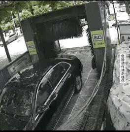 这回开门的角度够大了吧。
