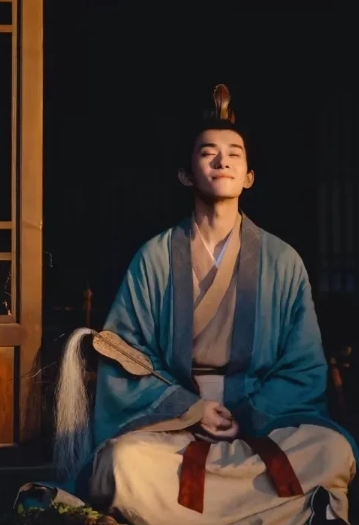 长安的荔枝:梦幻联动！易烊千玺扮演电视剧《长安的荔枝》中的道长长源！长源是何许人