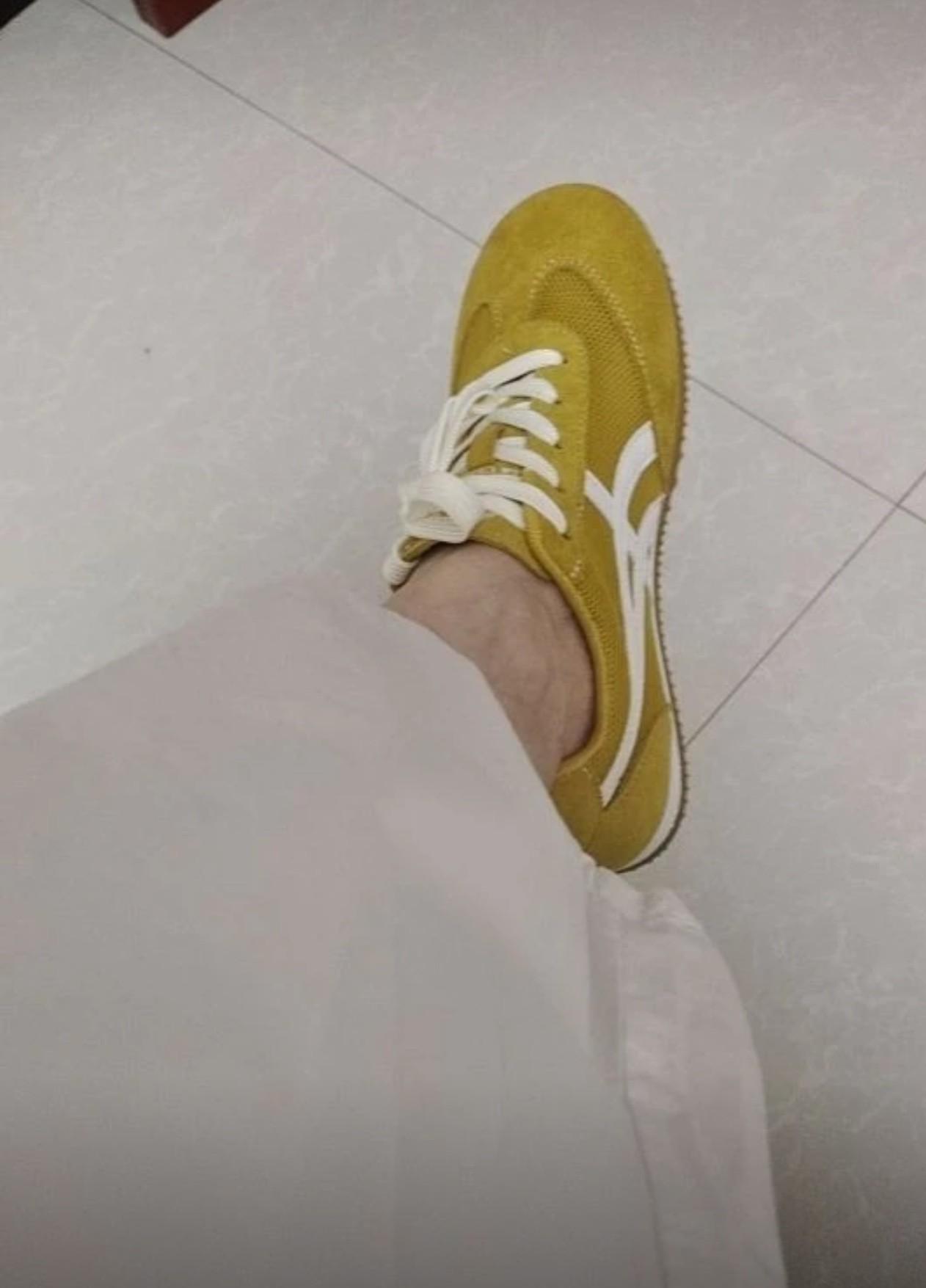 一个节日映照了城里人和农村人……端午期间，越来越多的城里人到农村寻找一片净土，或