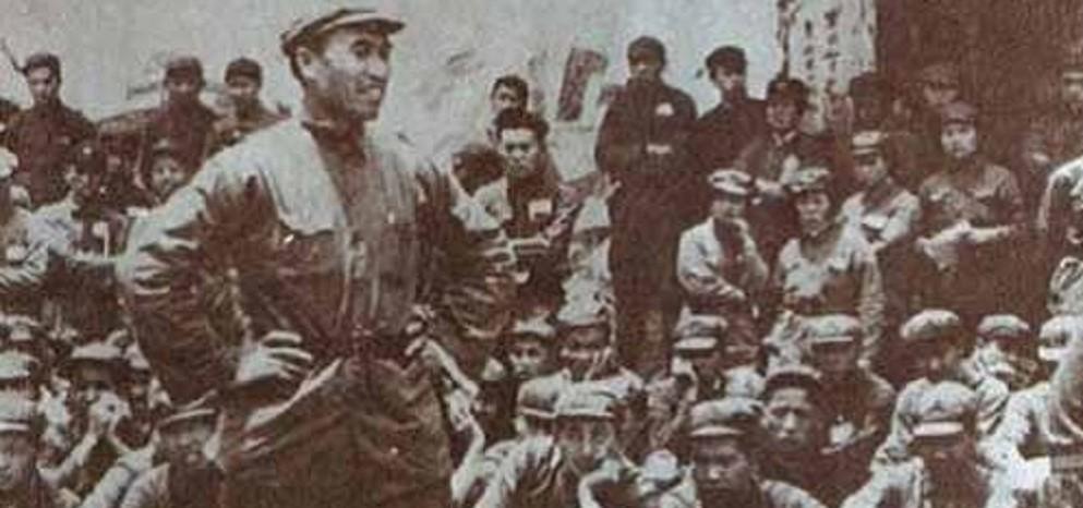 战友牺牲前，将妻儿托付给开国少将周光烈：替我照顾好他们
“1943年夏至前夜，泰