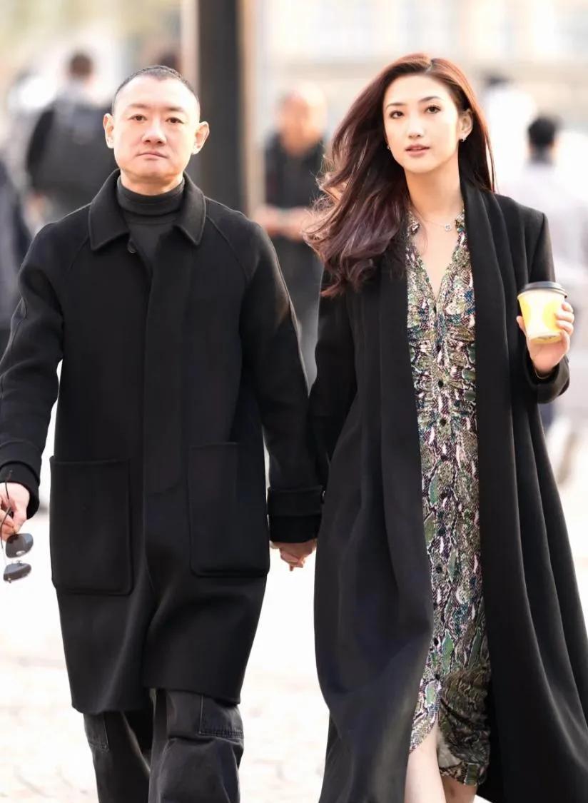 被称为京城四少之一的汪雨，
堪称内地版的刘銮雄，每一任女友都是女神级的存在。
先