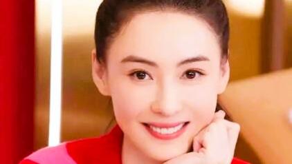 张柏芝庭审情绪崩溃泪洒法庭，声嘶力竭喊 "所有都是假的"