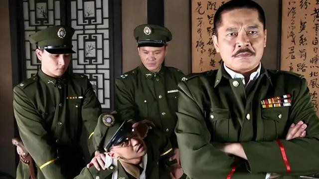 军法局局长趁人之危，骗占美貌的母女二人，蒋介石气得下令枪毙