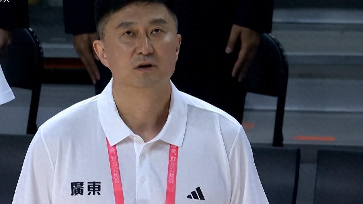 恭喜广东男篮夺冠！郭艾伦一针见血说出浙江队问题，3个不可思议