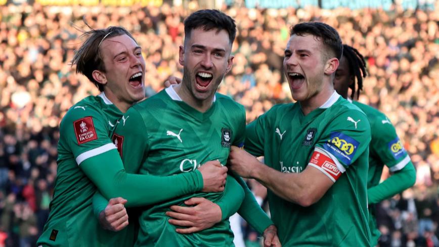 11月11日英锦赛来袭—克劳利VS彼得堡联克劳利  布里斯托VS普利茅斯