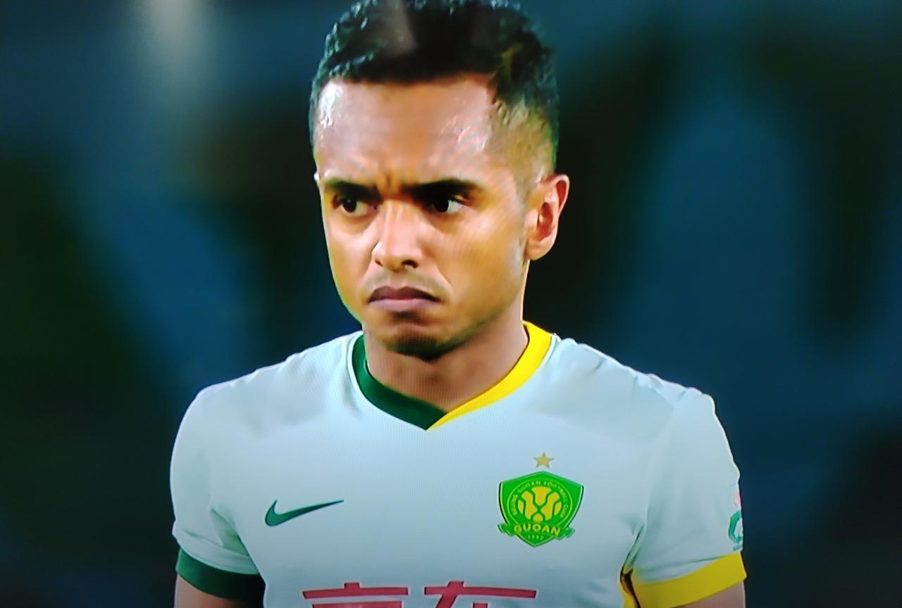 达万离队返回巴西修养疗伤，将不参加今天晚上与麦克阿瑟的年度最后一战。北京国安外援