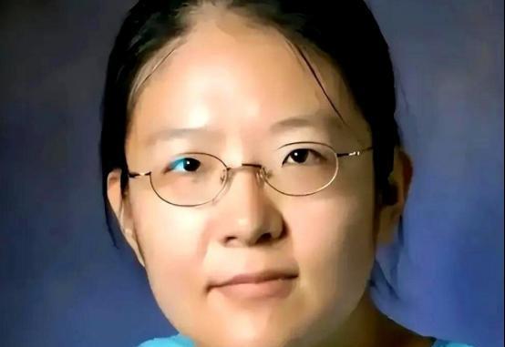 广州一女教授在985任教3年，每次课上都没几个人听，最终因考核不过惨遭辞退。万万