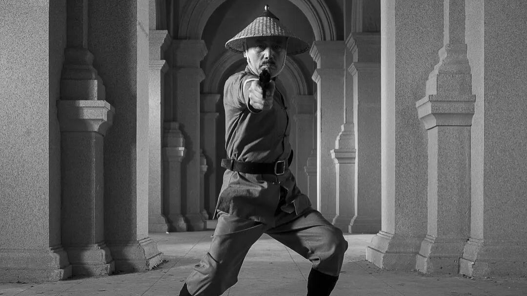 贾作真时真亦假