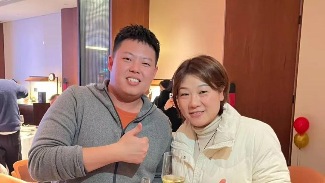 胡毓和“江苏按摩椅一姐”吴立华：间隔10年的重逢现混沌南京年会