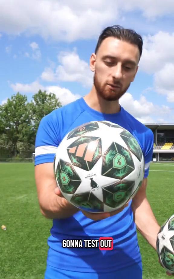 THIS IS AN ORIGINAL CHAMPIONS LEAGUE BAL