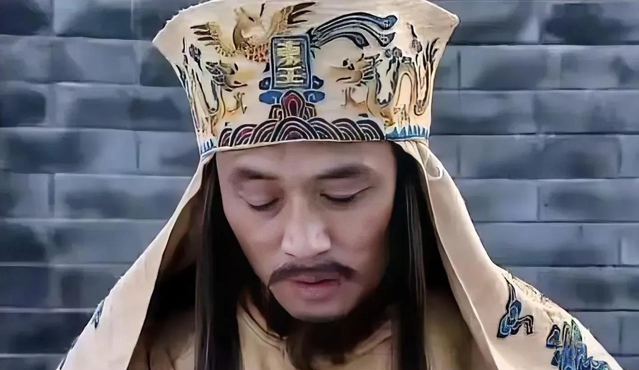 李秀成说：杨秀清活着，太平军打仗就能赢，没有谁敢不听东王的话。没了杨秀清，无论是