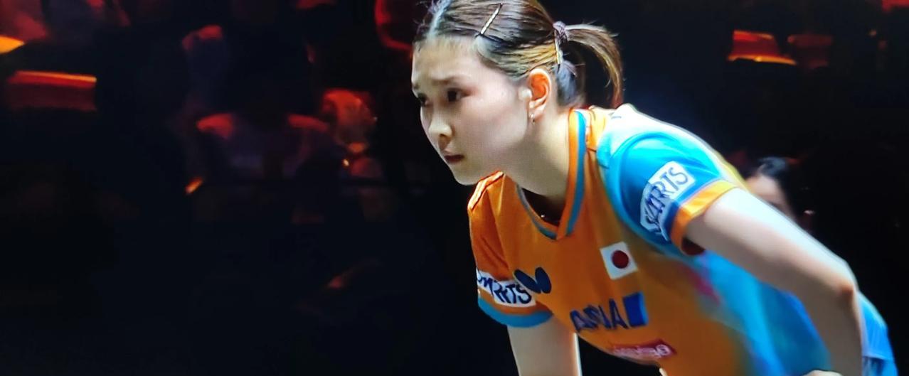 乒乓球中国大满贯女单比赛，桥本帆乃香11:0、11:4、11:1三局碾压式战胜了
