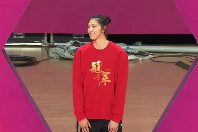 浅浅预测一下联赛最佳阵容：

MVP：吴梦洁（苏）
教练：施海荣（苏）
主攻：吴