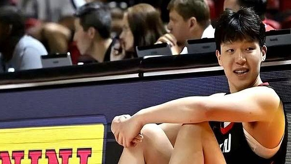 不打了，杨瀚森官宣退赛后，开拓者彻底摊牌全联盟，并承认一事实