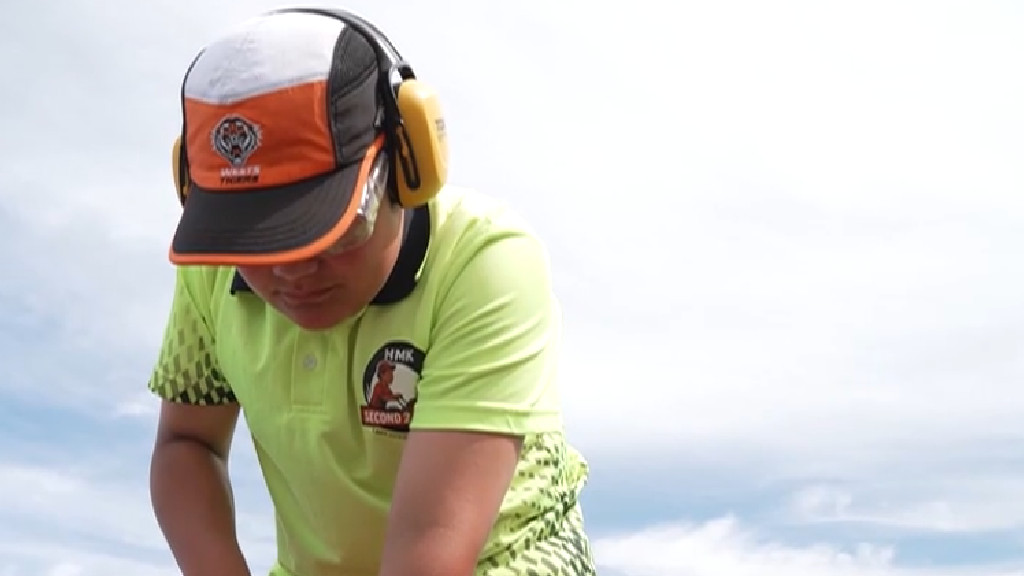 他是小哈 才10岁 打算赚一万块