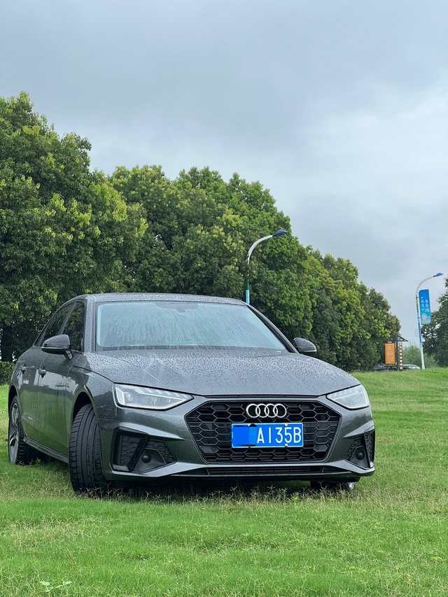 21年40豪华➕25年330i双车主
1.先说大家最关心的车价：
21年12月4