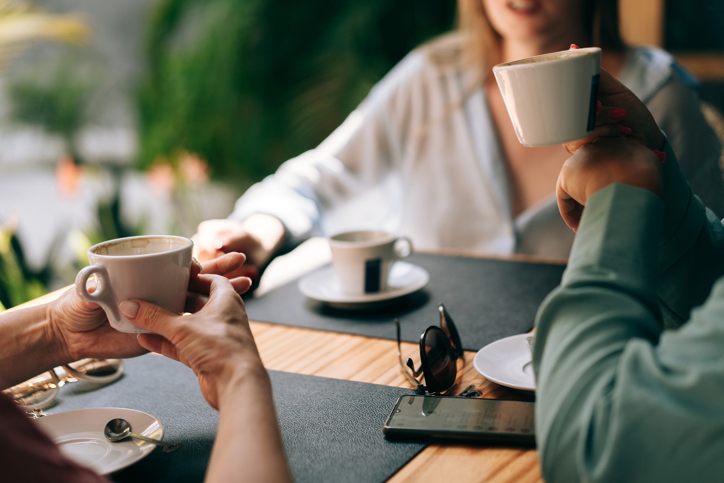 臻品贴膜匠AI智能贴膜将“等待经济”变为“创收时间”