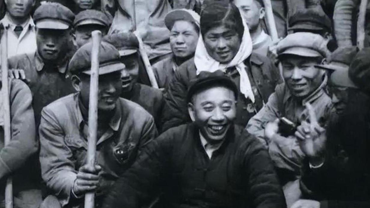 解放战争被捕的最高将领：被敌人绑巨石沉入江底，死前大喊5个字