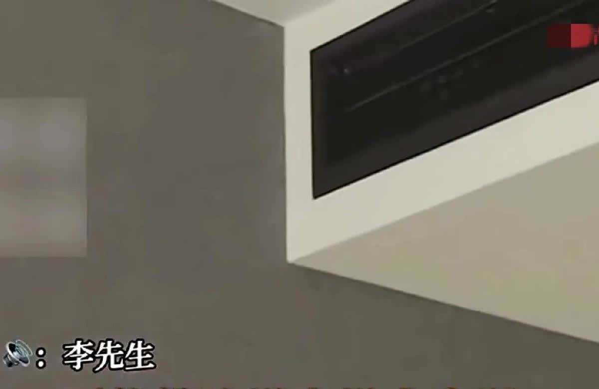 28岁情侣住南宁某酒店，空调里惊现积灰摄像头！摄像头没内存卡=不用负责？酒店一句