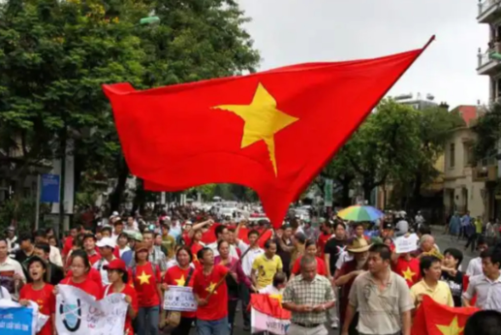 越南南北矛盾深，对标韩国不现实











越南内部矛盾爆发，南北差异