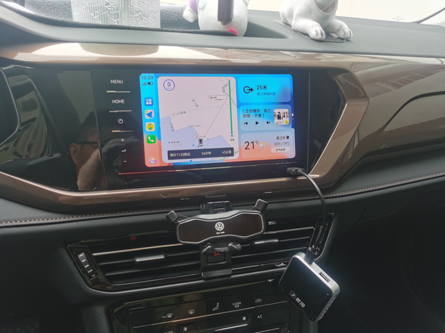 吐槽下车机，自己买个华为hicar盒子
自己用的华为手机支持hicar，花了30