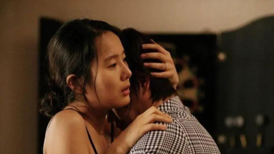 《雾中交颈》韩国电影电影完整版在线观看《雾中交颈》韩国电影免费在线观看高清《雾中交颈》韩国电影超高清