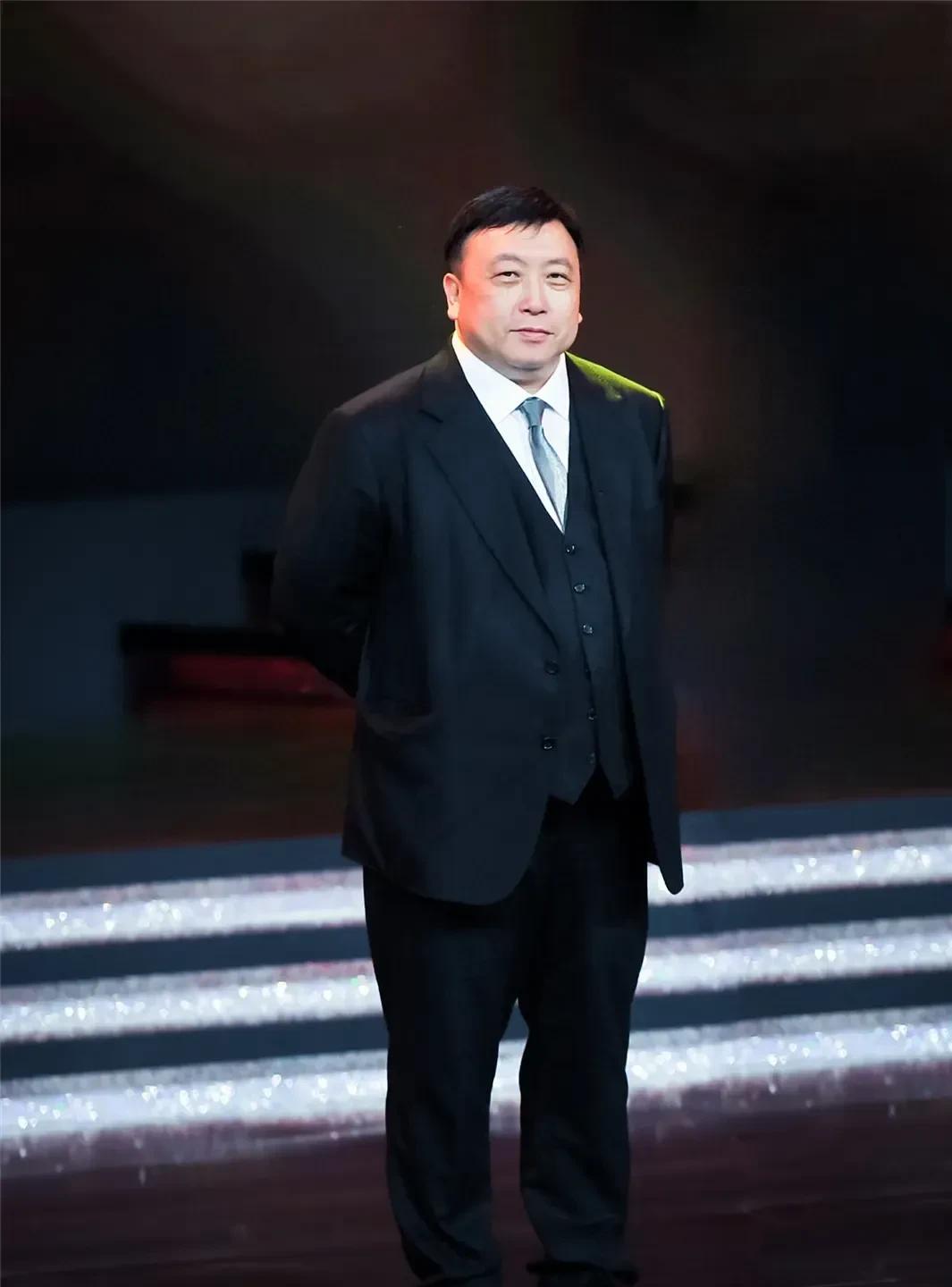 王晶有很多部电影都是不想用张敏的，但是用了张敏之后，他发现也不差。
张敏的那个类