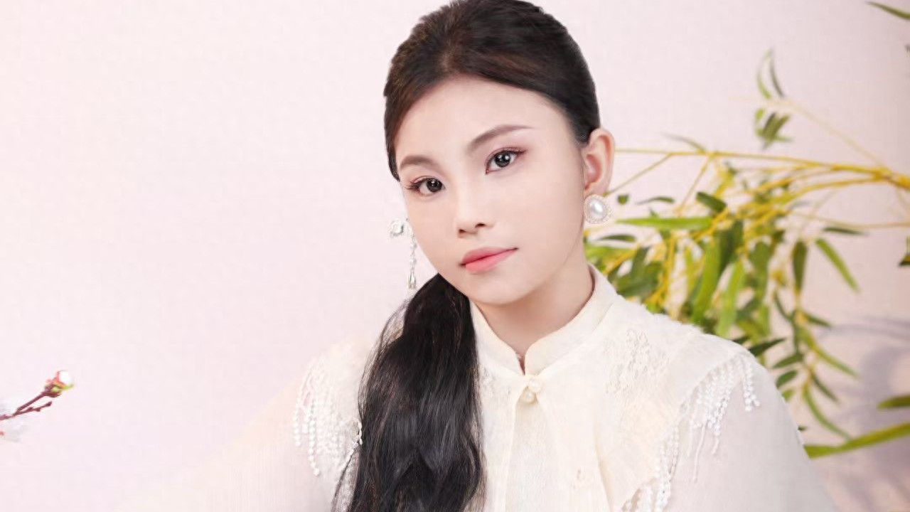 李望舒—— 以步履为诗，演绎无限可能