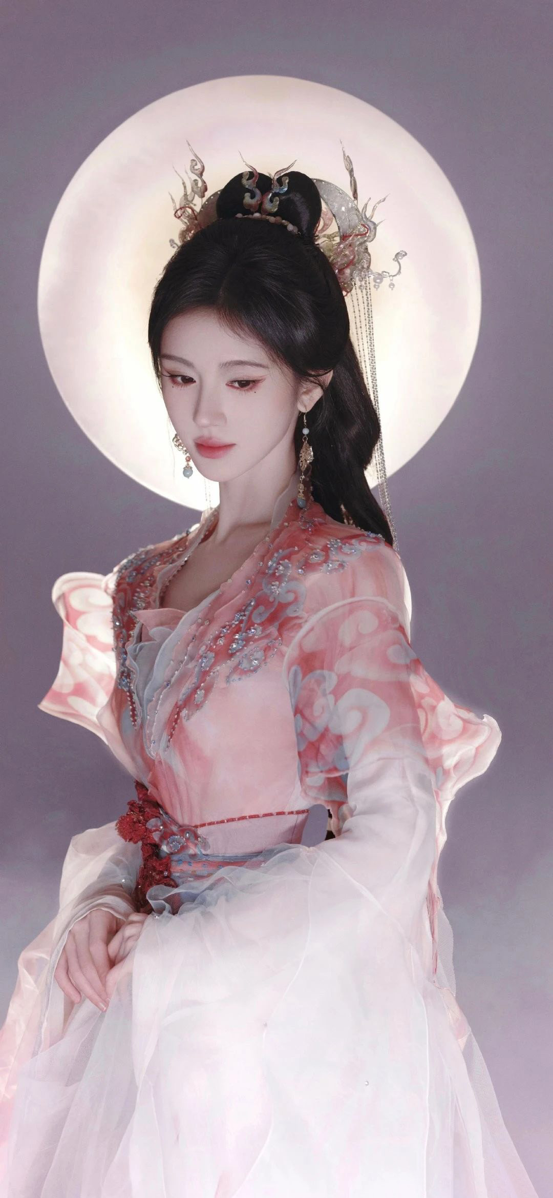 鞠婧祎天宫仙女造型来袭，壁纸美到犯规！