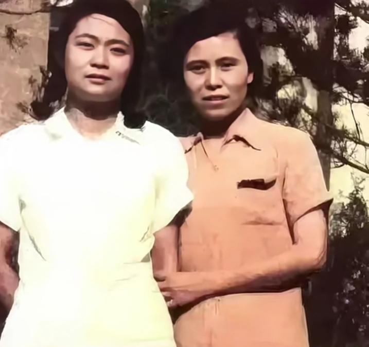 60年代，王冶坪年轻时的罕见留影一件橘黄色的衣服在她身上很靓丽